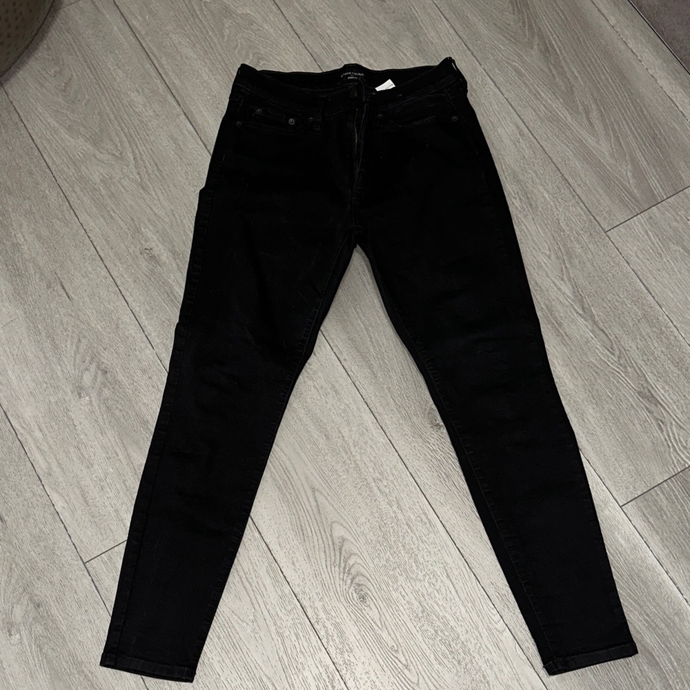 Banana Republic women’s  skinny fitBlack Skinny Jeans size 29/8